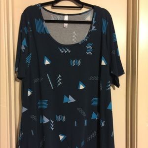 Black background 3X perfect t